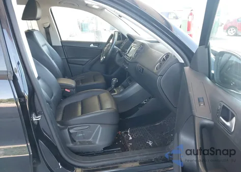 2017 Volkswagen Tiguan 2.0T/2.0T S from USA, damaged, VIN WVGAV7AX7HK010613